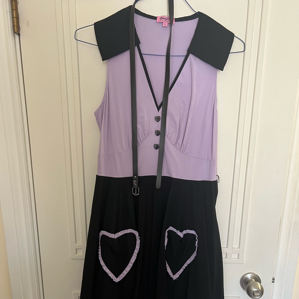 BRAND NEW WITHOUT TAGS black and purple 50’s style dress